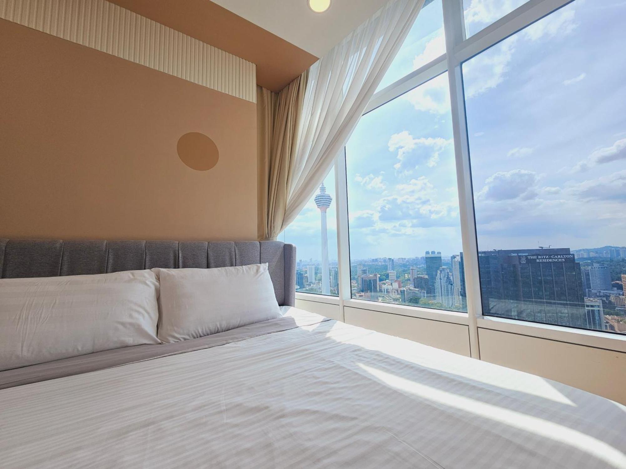 Sky Suites Klcc By Staylar Kuala Lumpur Exterior photo