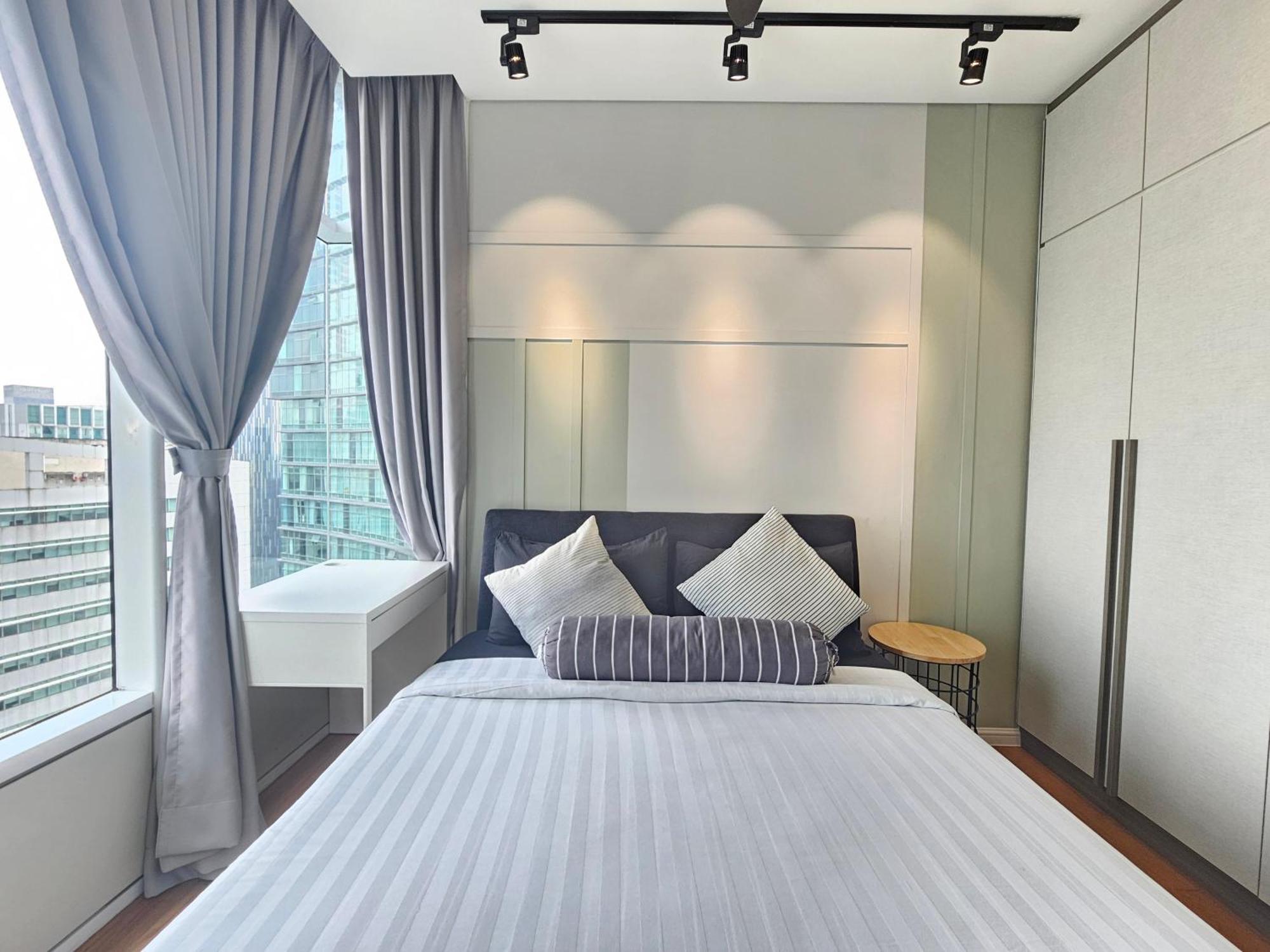 Sky Suites Klcc By Staylar Kuala Lumpur Exterior photo